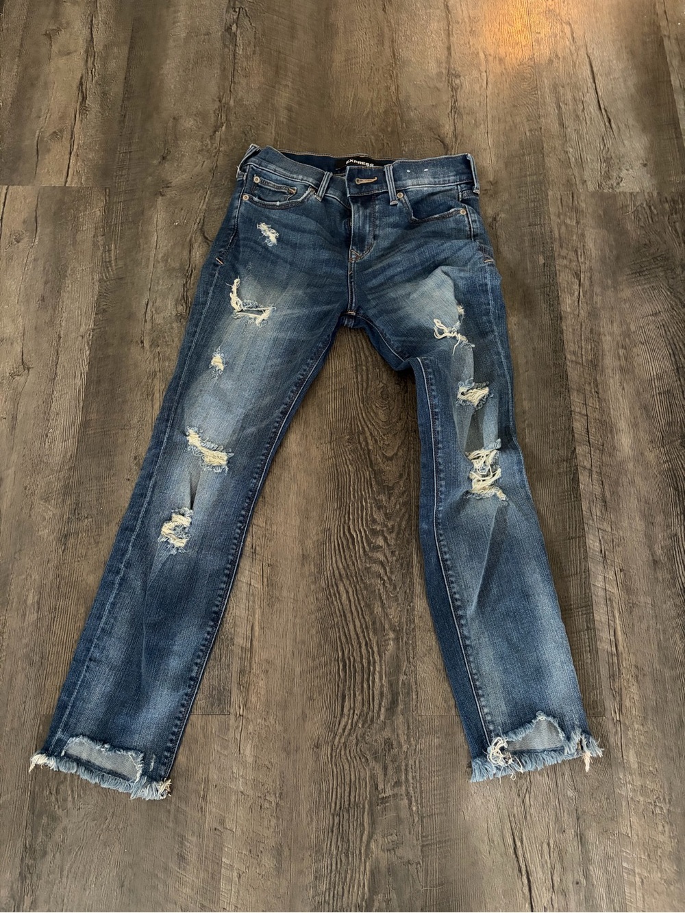 Express Women's Distressed Cropped Jeans - Dark Blue Wash